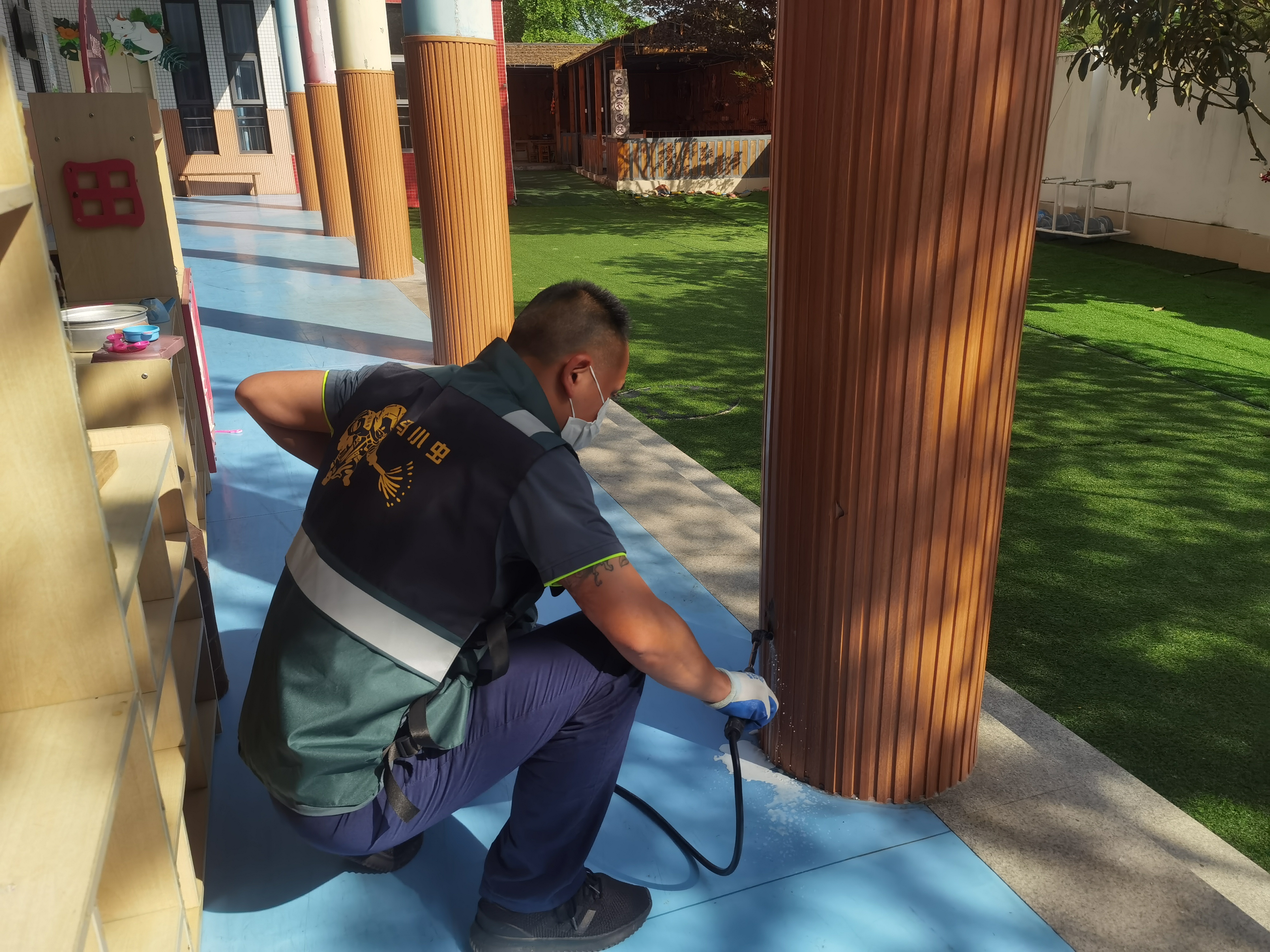 虫害消杀师傅容易吗？揭秘这份“虫”生背后的酸甜苦辣